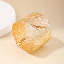 Bracelete Folha Maxi 🍁✨ - De *R$ 93,50* por apenas: