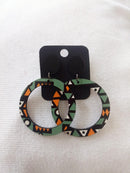 Brincos Amadeirados Summer Print - São 36 cores e formas pra celebrar sua beleza!